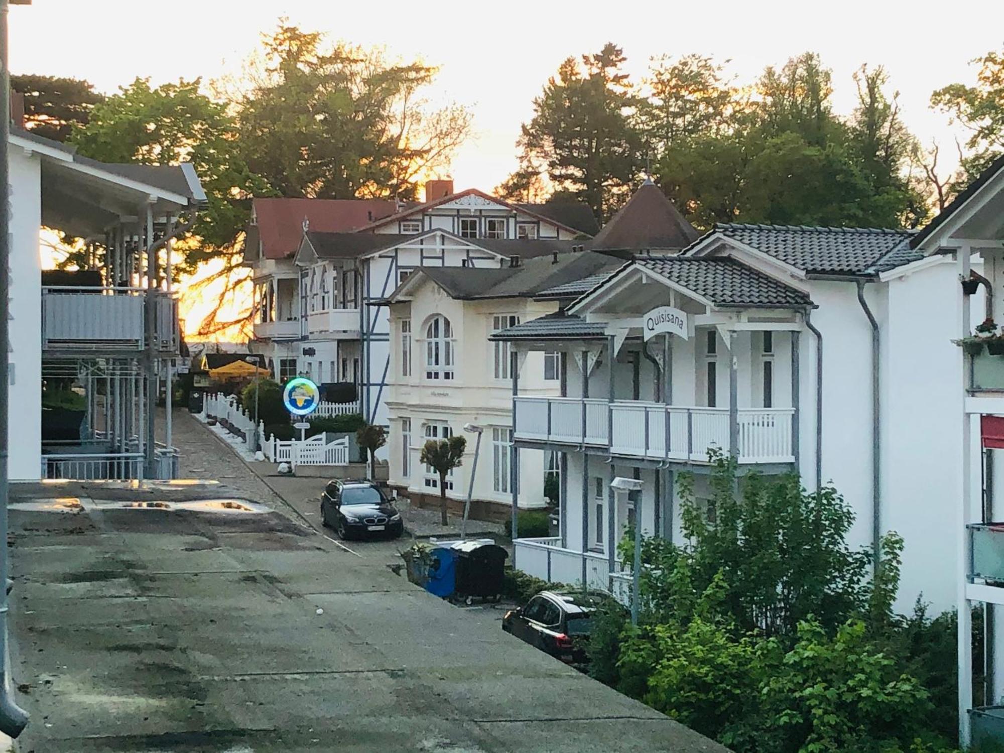Ostseeurlaub-Goehren Ferienwohnung Sanddollar Im Haus Strandeck Exterior foto